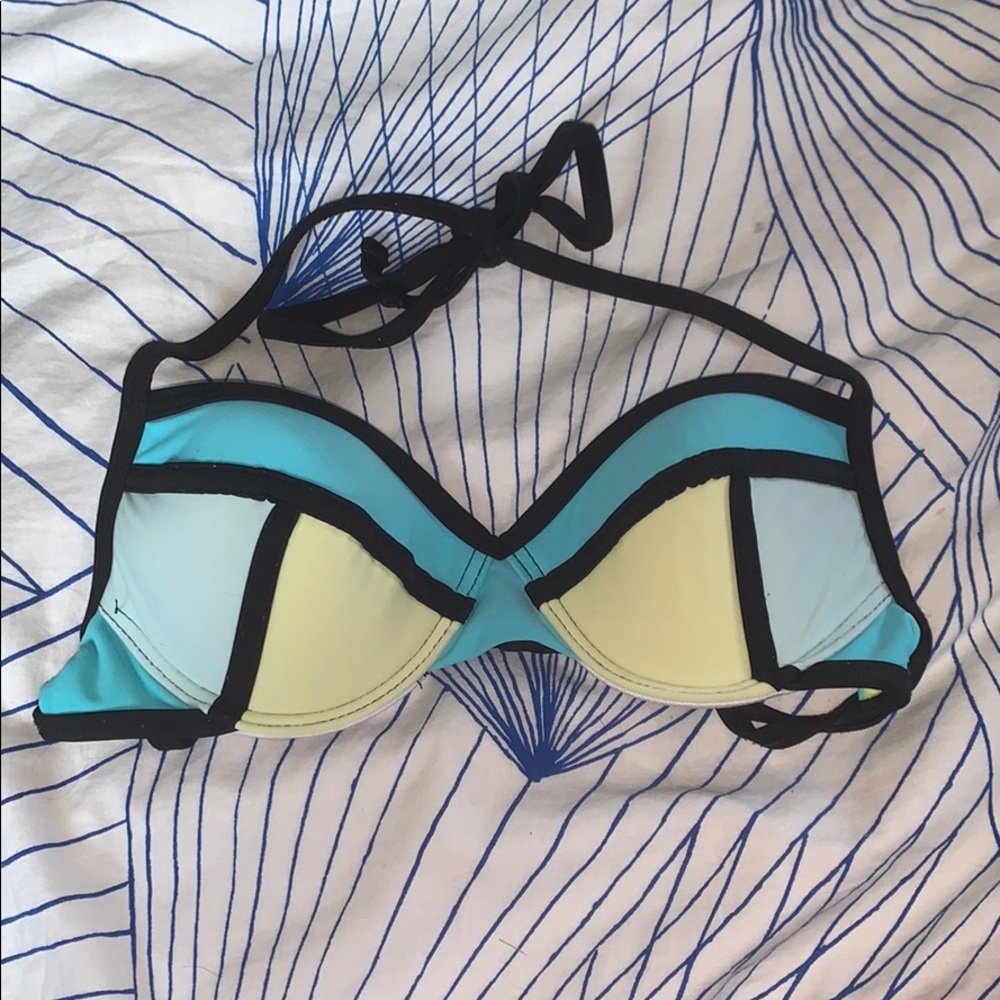 triangl swimsuit top